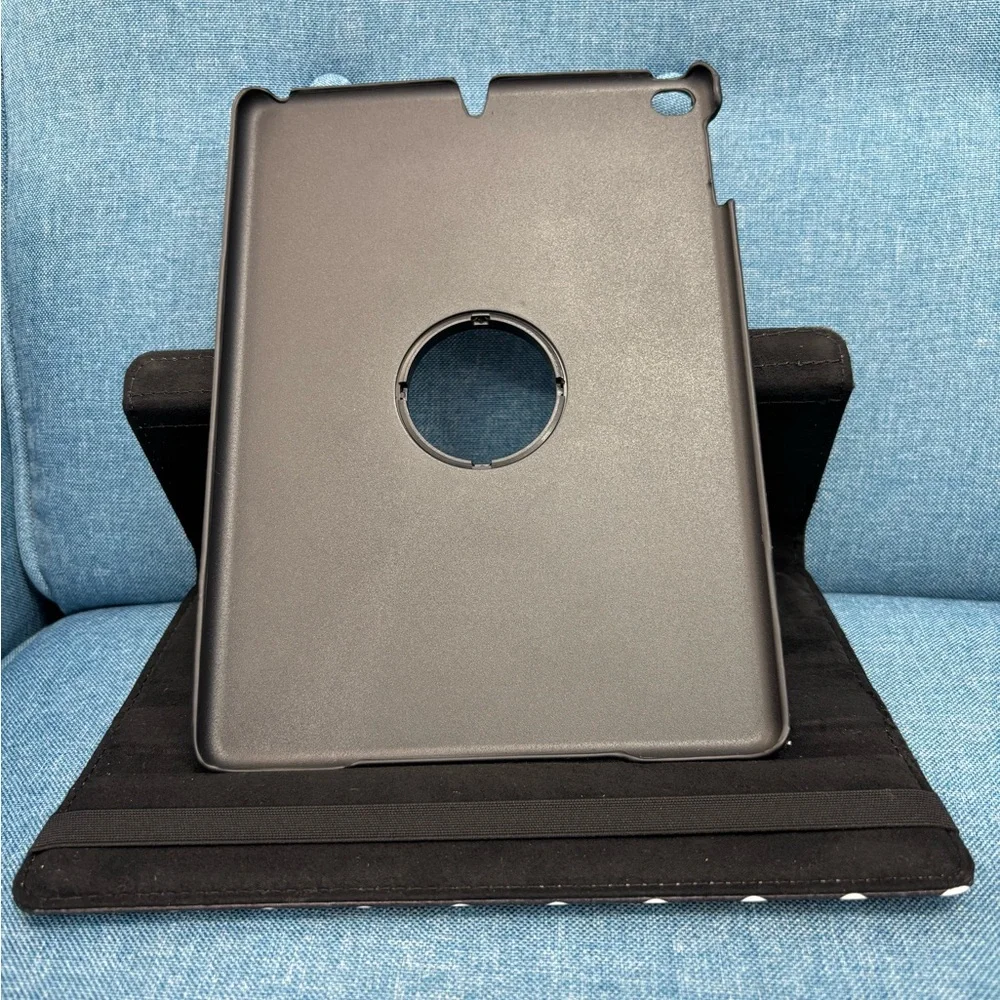 Polka Dot Rotating Tablet Case - Black & White